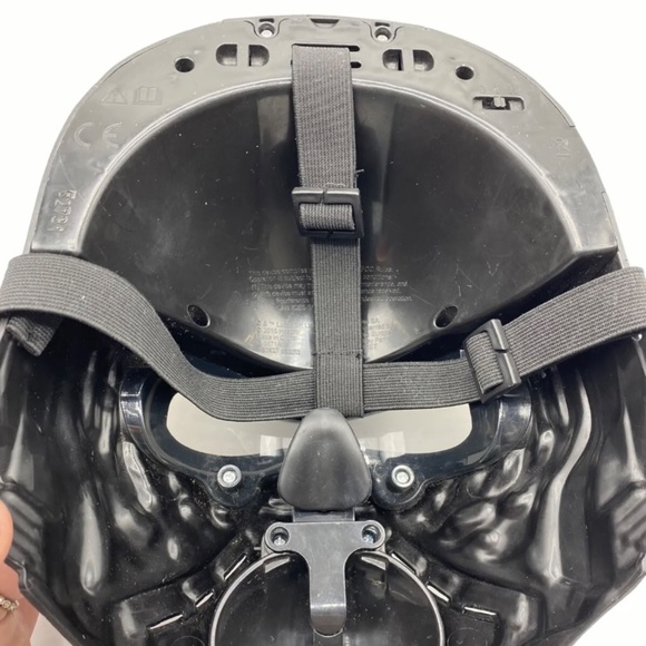 Star Wars Black Series Voice Changer Helmet Kylo Ren Toy Hasbro Takara Tomy - Picture 5 of 10